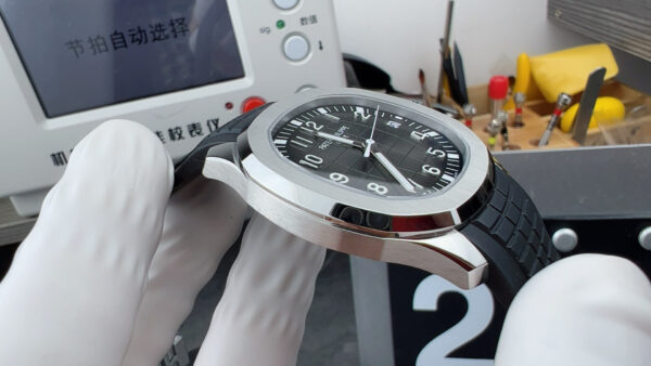 cmp_i1740032497166_7982_0_3-1.jpg Patek Philippe Aquanaut (AQUANAUT) Black