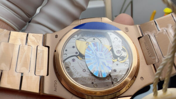Patek Philippe Nautilus 5712 Rose Gold