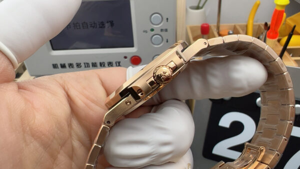Patek Philippe Nautilus 5712 Rose Gold