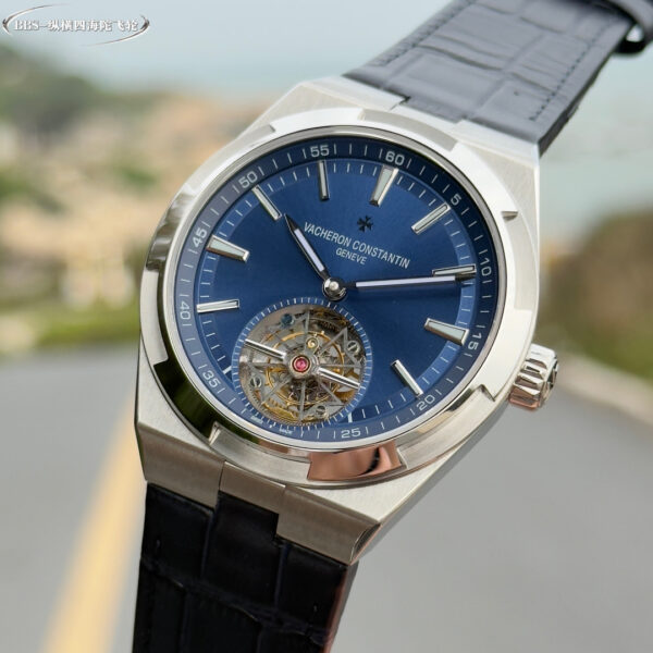 cmp_i1744311637938_4120_0_1-1.jpg Patek Philippe Overseas (COMPLICATIONS) Blue