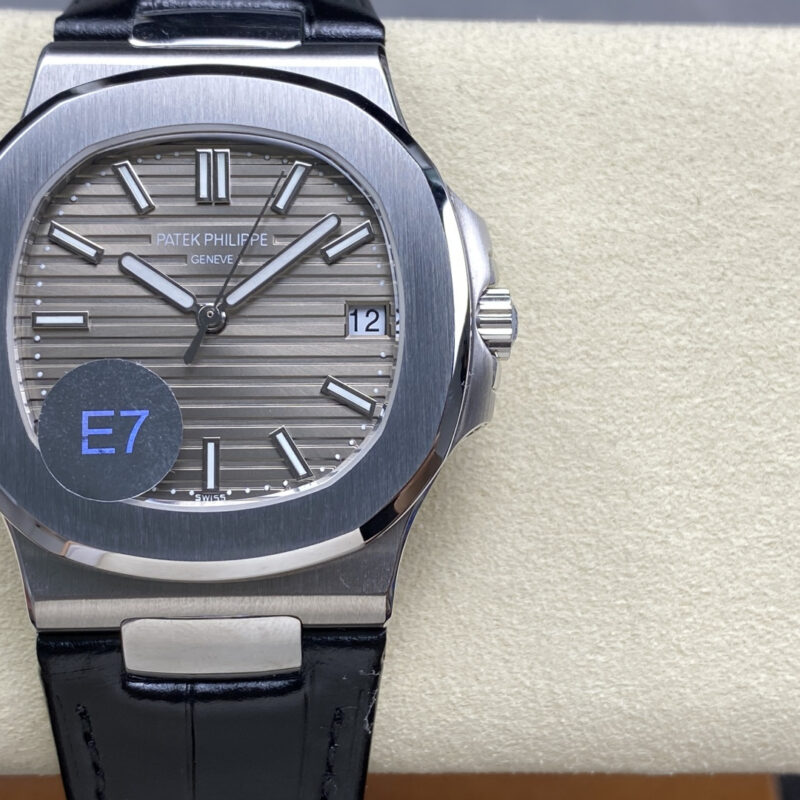 Patek Philippe Nautilus 5711/1A