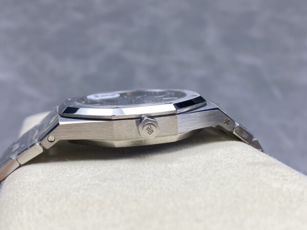 Audemars Piguet Royal Oak 15202 Yellow