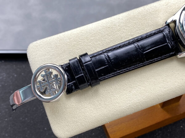 Patek Philippe Watch 5146/5147