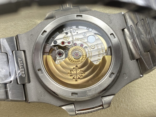 Patek Philippe Nautilus (NAUTILUS)