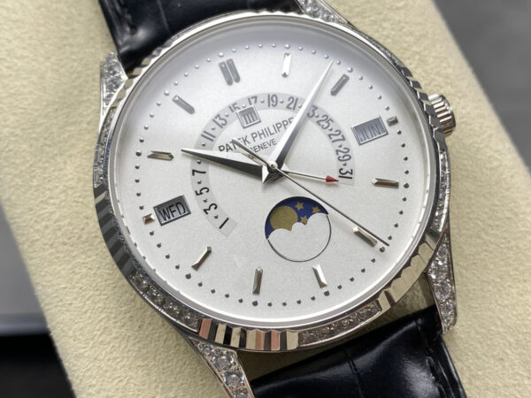 Patek Philippe Watch 5496R Blue