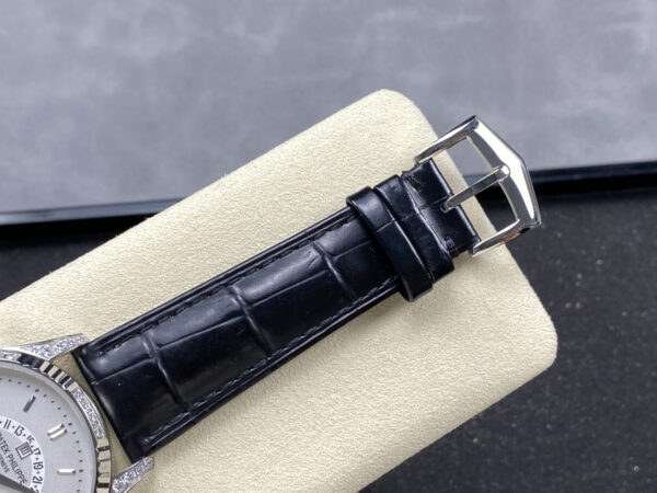 Patek Philippe Watch 5496R Blue