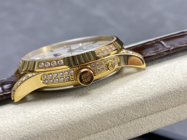 Patek Philippe Watch 5496R Blue