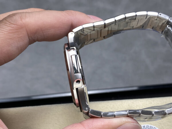 Patek Philippe Nautilus 5711