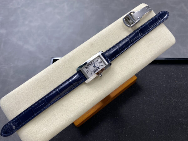 cmp_i1746727807667_1541_0_3-3.jpg Cartier Tank 8848F