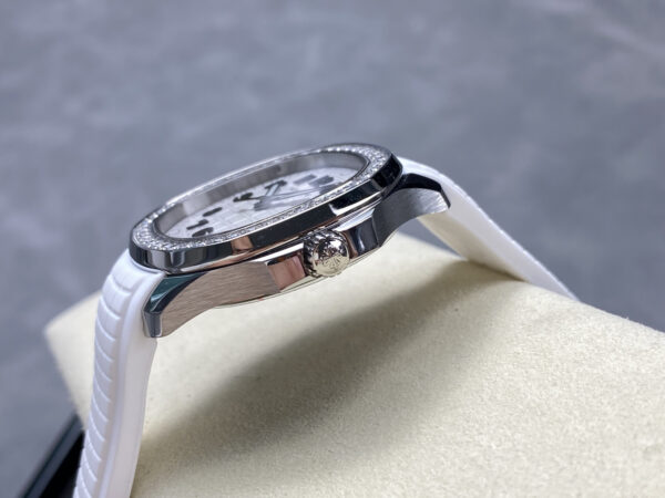 Patek Philippe Aquanaut 5267-200A Black