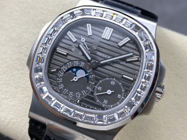 cmp_i1746913363888_4508_0_2-1.jpg Patek Philippe Nautilus 21600 Blue