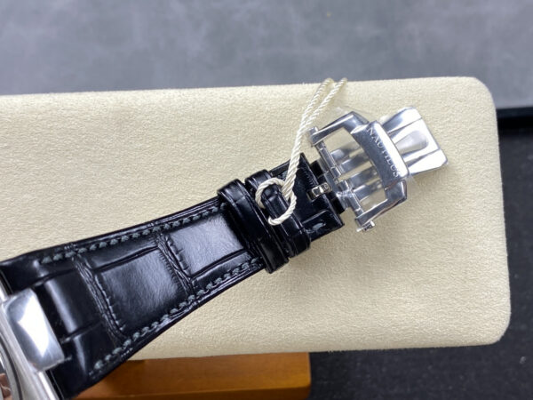 cmp_i1746913374558_4325_0_7-1.jpg Patek Philippe Nautilus 21600 Blue