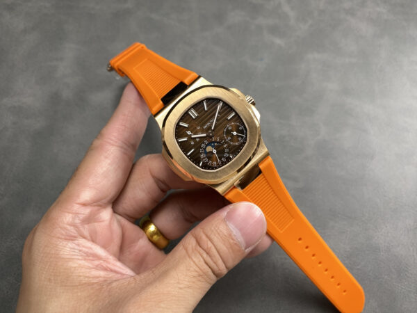 Patek Philippe Nautilus 5712