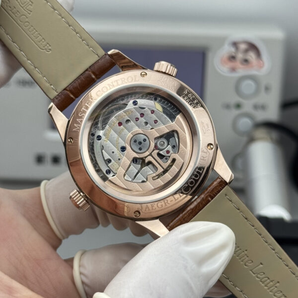 Jaeger-LeCoultre Master Control (MASTER)