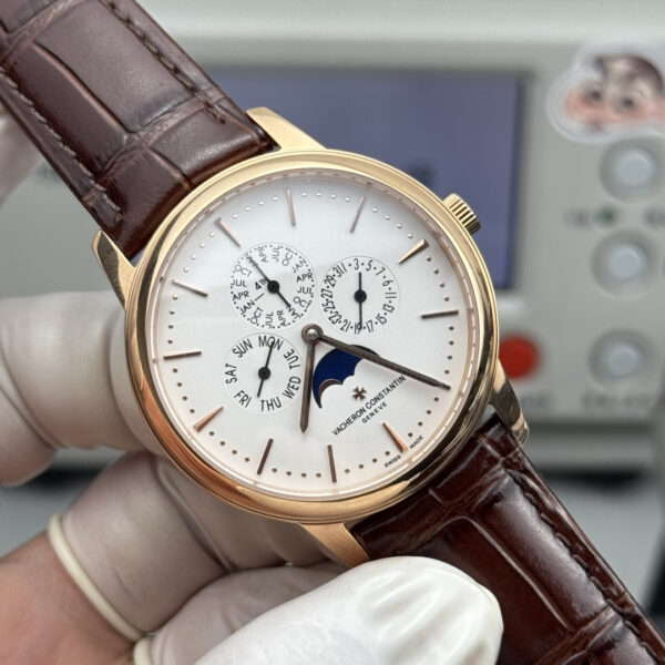 Patek Philippe Watch (COMPLICATIONS)