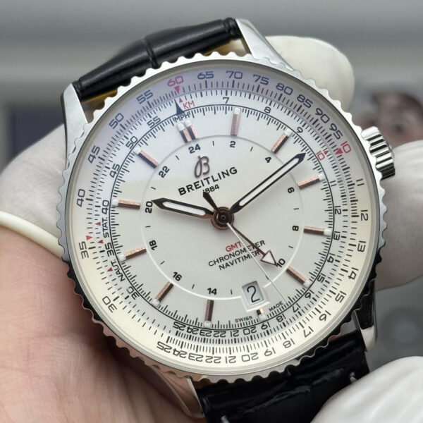 Breitling Navitimer
