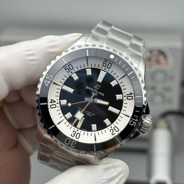 Breitling Superocean (SUPEROCEAN)