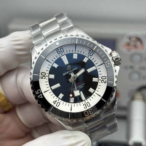 Breitling Superocean (SUPEROCEAN)