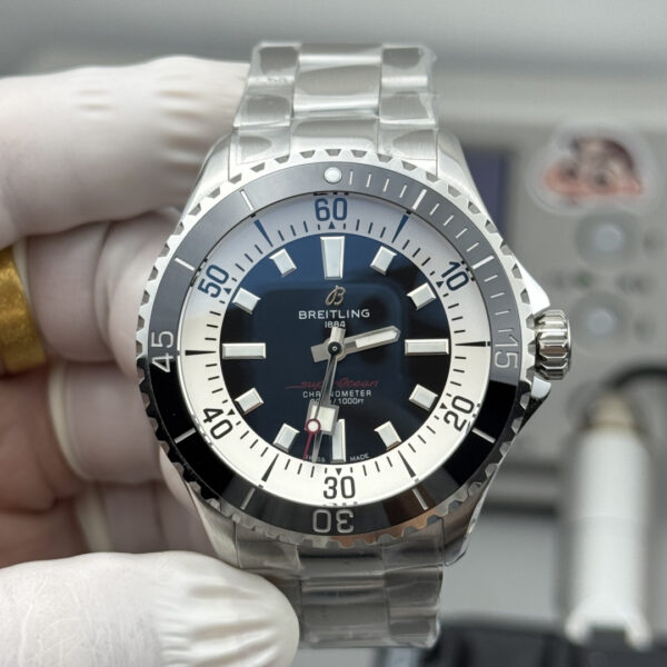 Breitling Superocean (SUPEROCEAN)