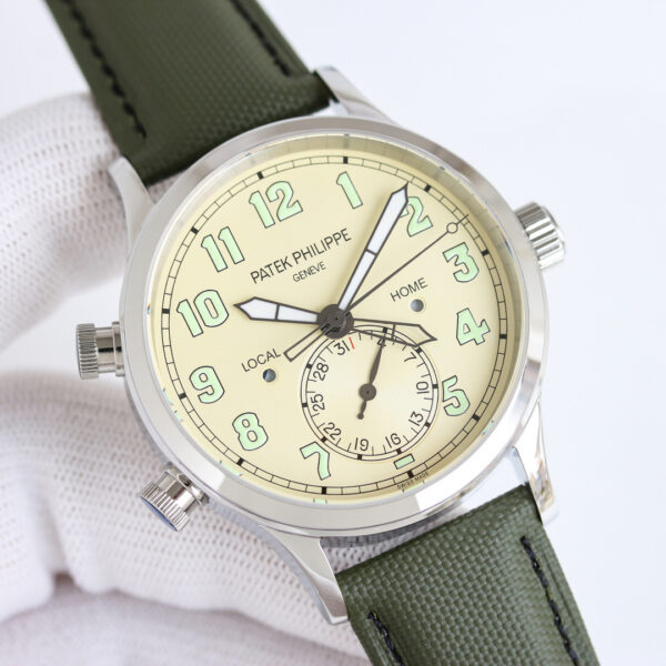 Patek Philippe Aquanaut 5524G