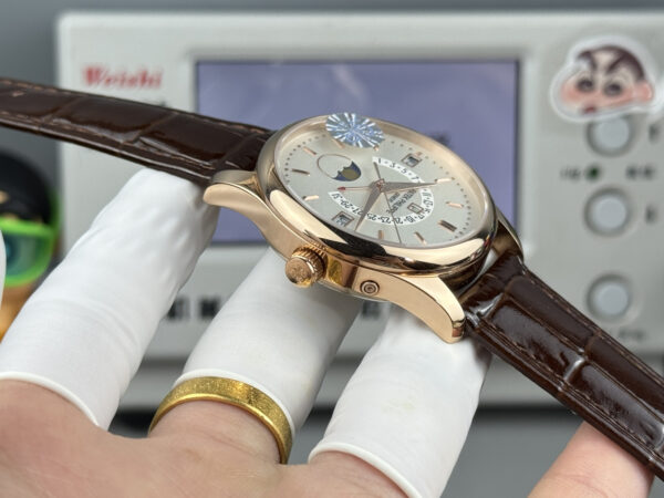 Patek Philippe Watch 5496R Blue