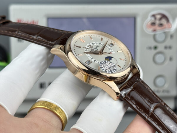 Patek Philippe Watch 5496R Blue