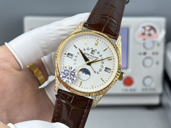 Patek Philippe Watch 5496R Blue