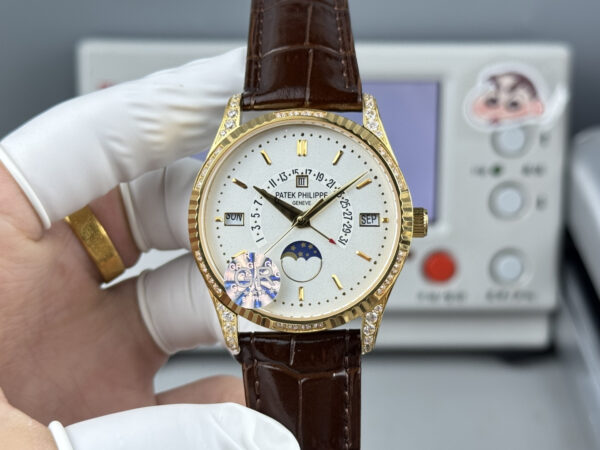 Patek Philippe Watch 5496R Blue