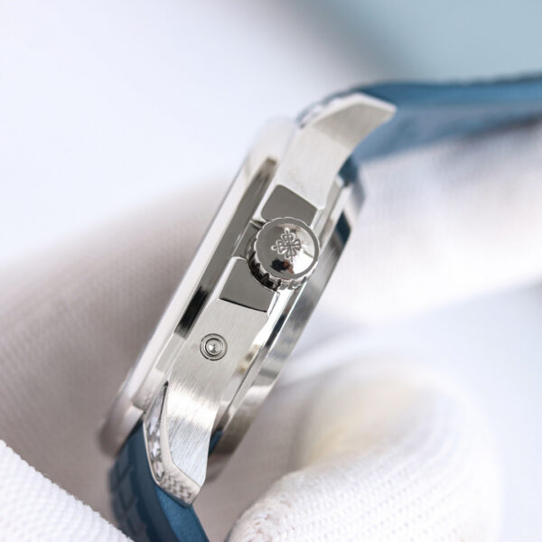 Patek Philippe Aquanaut 5164