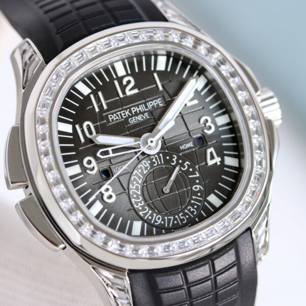 Patek Philippe Aquanaut 5164