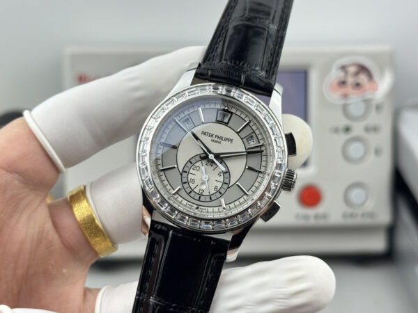 Patek Philippe Nautilus 5969R-001