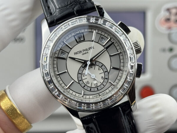 Patek Philippe Nautilus 5969R-001