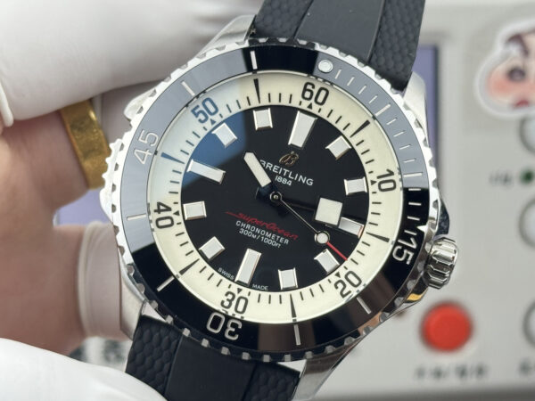 Breitling Superocean (SUPEROCEAN)