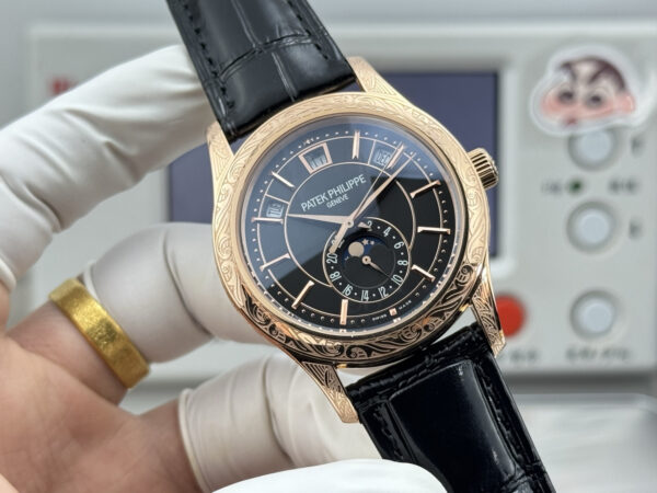 Patek Philippe Nautilus 5205G-013