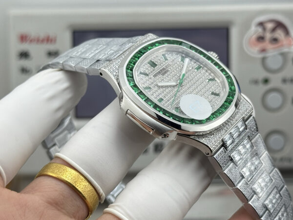 Patek Philippe Nautilus RM5711
