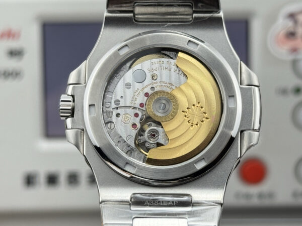 Patek Philippe Nautilus RM5711