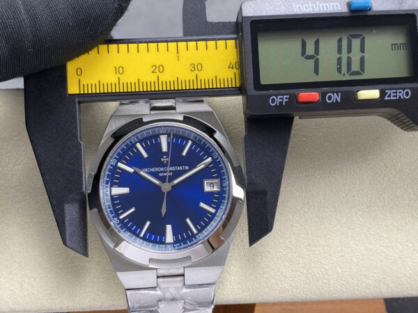Vacheron Constantin Overseas 4500V