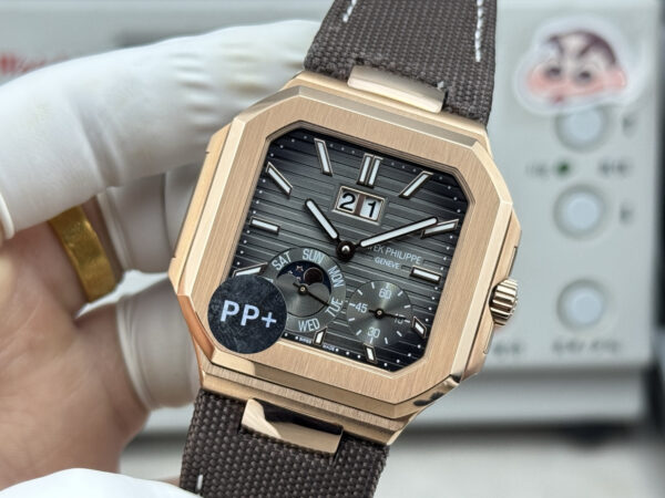 Patek Philippe Watch 5822-001 White