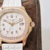 Patek Philippe Aquanaut (AQUANAUT) Purple