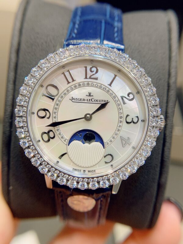 Jaeger-LeCoultre Watch (COMPLICATIONS) Blue