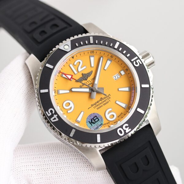 Breitling Superocean (SUPEROCEAN) Blue