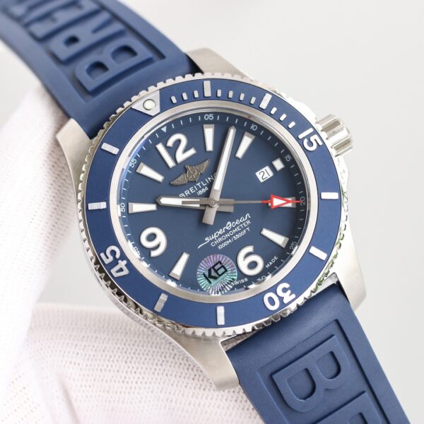 Breitling Superocean (SUPEROCEAN) Blue