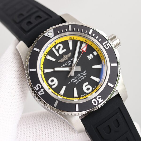 Breitling Superocean (SUPEROCEAN) Blue