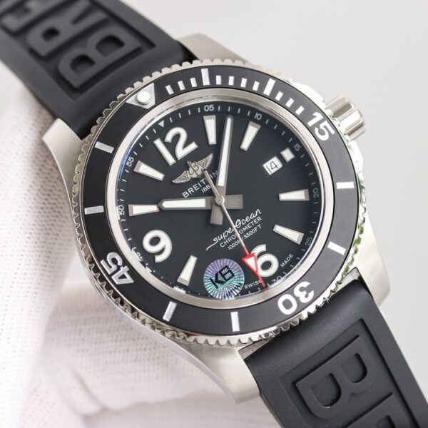 Breitling Superocean (SUPEROCEAN) Blue