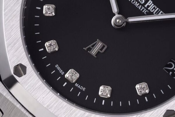 Audemars Piguet Royal Oak 15202 White