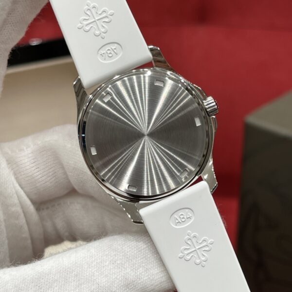 Patek Philippe Aquanaut 5067 White