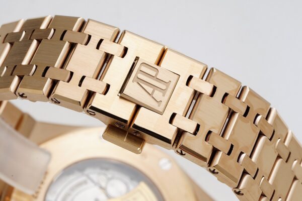 Audemars Piguet Royal Oak White
