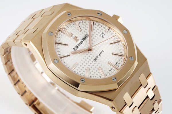 i1657198930_7339_4-1.jpg Audemars Piguet Royal Oak (ROYAL OAK) White