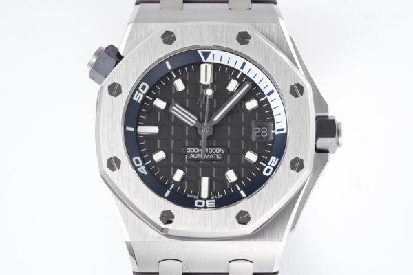 Audemars Piguet Royal Oak 15720 Blue