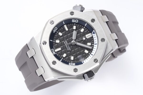 Audemars Piguet Royal Oak 15720 Blue
